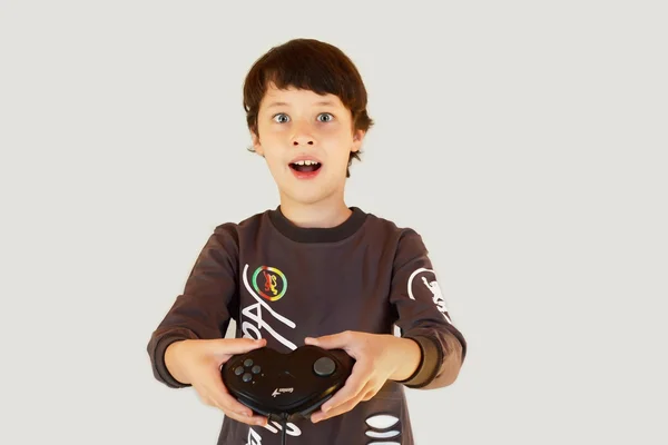 yy体育真人游戏